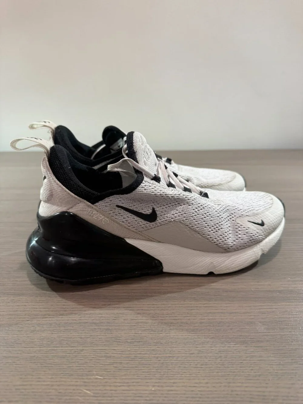 Nike Air Max 270 Vast Grey Black Women’s Sneakers Size 8